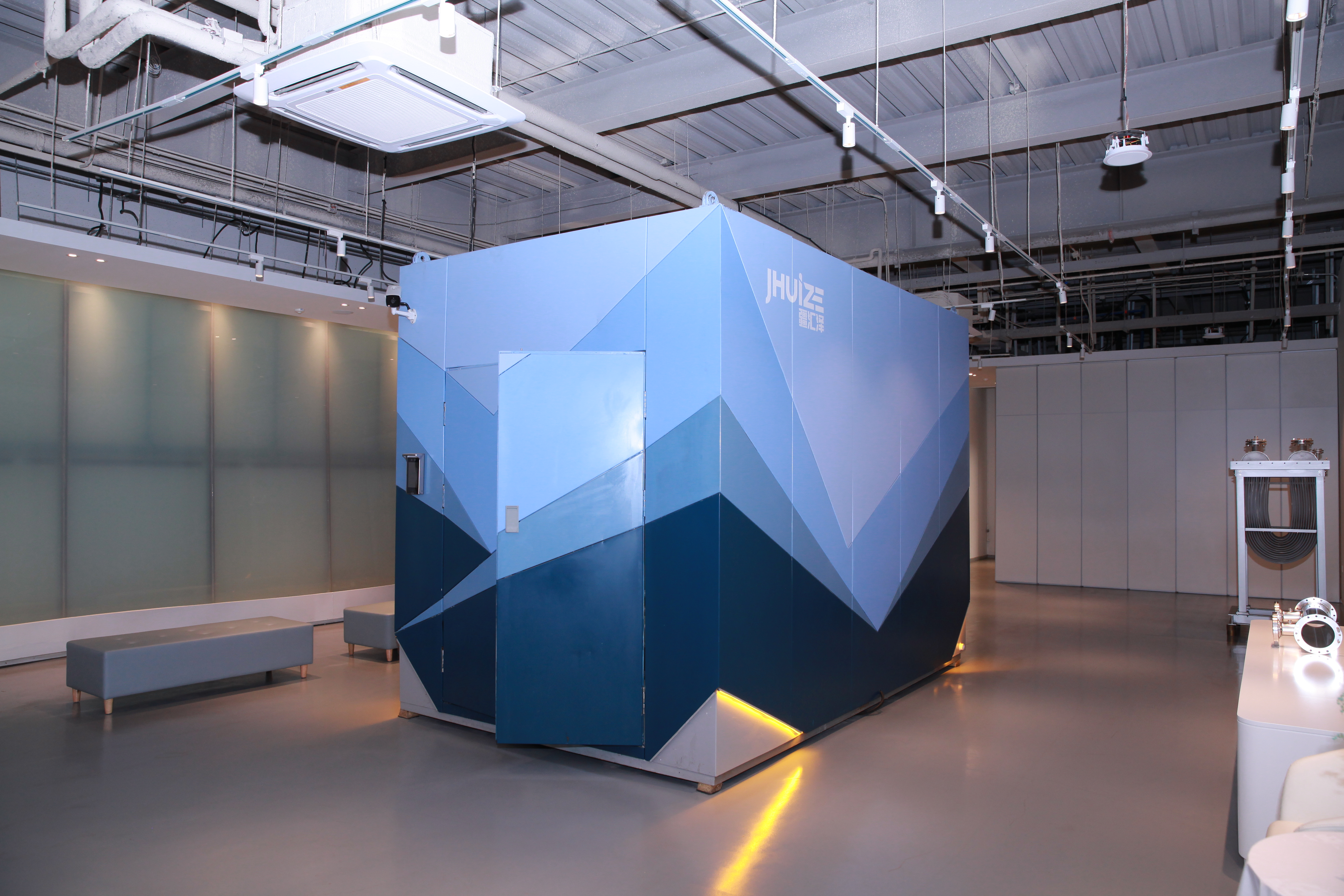 管網疊壓供水設備是通過什么樣的原理和方式來滿足供水需求的呢？